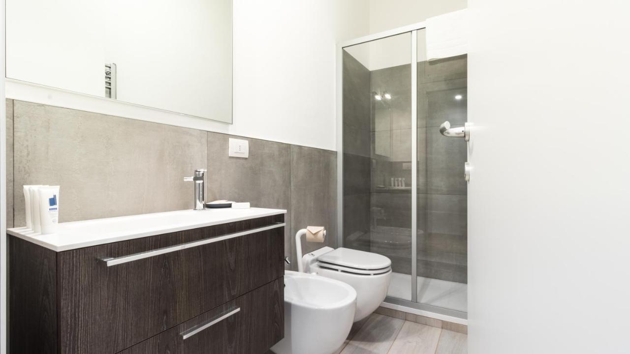 Italianway-De Cristoforis 5 Apartment Milan Bagian luar foto